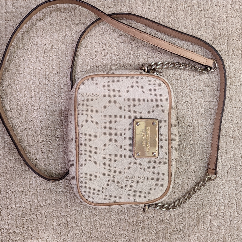 Michael kors mini cross body bag